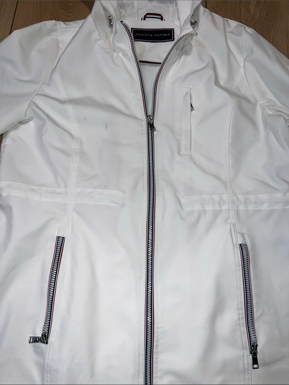 Tommy Hilfiger White Jacket with Navy Logo Patch - Picture 6 of 15